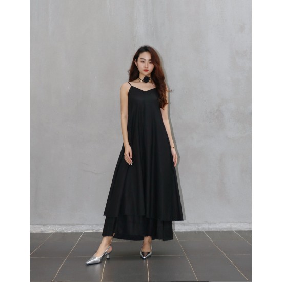 Lady In A Rose Pendant Dress Lady In A Rose Pendant Dress