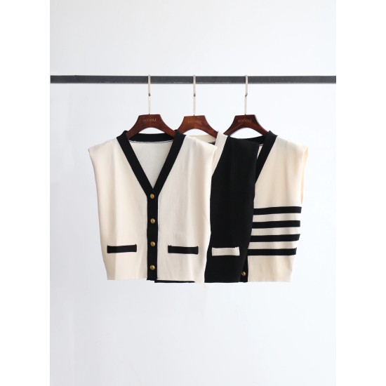 Gold Button Sleeveless Knit Top BT53320 Gold Button Sleeveless Knit Top BT53320